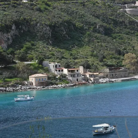 Appartement Sophia - Sea Front Liménion